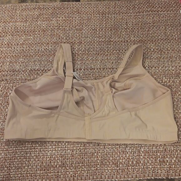 New 48D WingsLove High Support Non Padded Lifting And Shaping Sports Bra - Picture 8 of 10